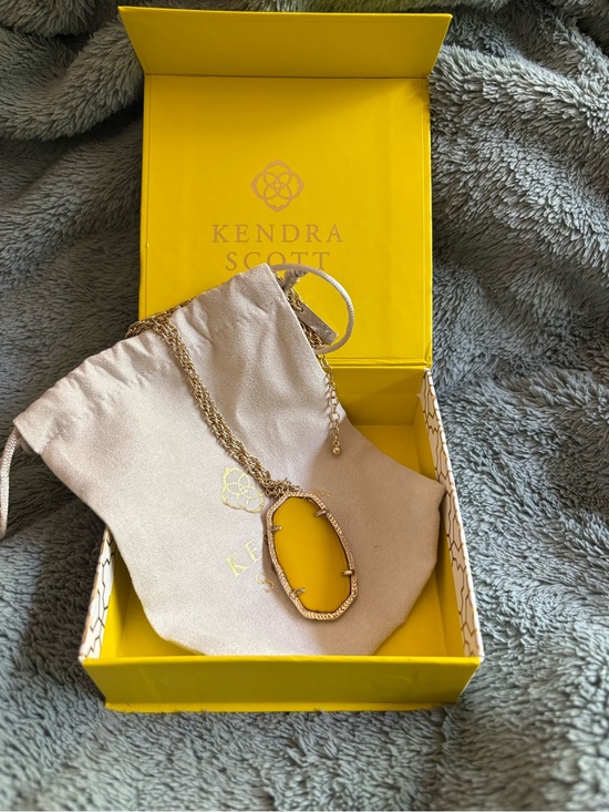 Kendra Scott Jewelry - Kendra Scott Gold-Tone drop Necklace with Yellow Pendant